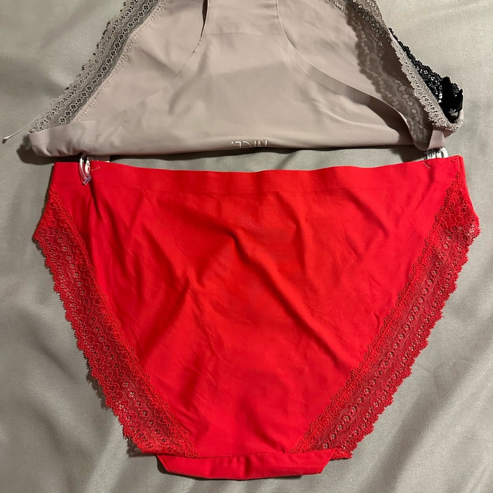 NWT! Rae Dunn 3-Pack No Show Christmas Bikini Underwear Panties - Picture 5 of 10